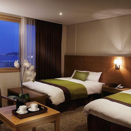 Y Ocean Hotel Yeosu Εξωτερικό φωτογραφία